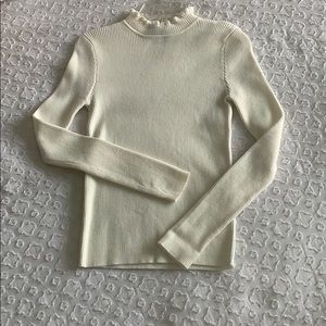 Off white mock neck sweater shirt